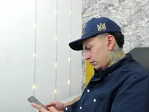 Max sstteel online show from 04/29/26, 12:20