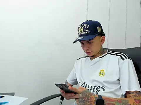 Max sstteel online show from 05/07/26, 03:17