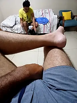 Snapshot of Aecio2029 chatting on 04/16/26, 12:33 Aecio2029 online show from 04/16/26, 12:33