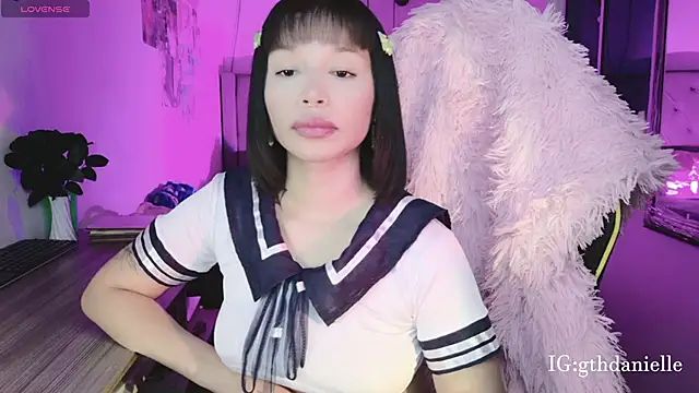 Snapshot of goth_Valentinna chatting on 04/09/26, 06:19 goth Valentinna online show from 04/09/26, 06:19