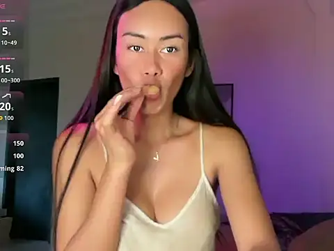 SweetSugar xx online show from 06/11/26, 05:16