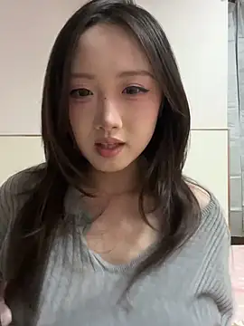Alice-babyone online show from 05/11/26, 02:45