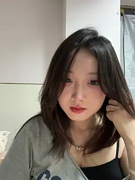 Alice-babyone online show from 05/26/26, 01:51