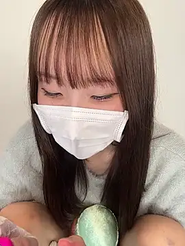 Snapshot of moechan_mero chatting on 04/26/26, 06:33 moechan mero online show from 04/26/26, 06:33