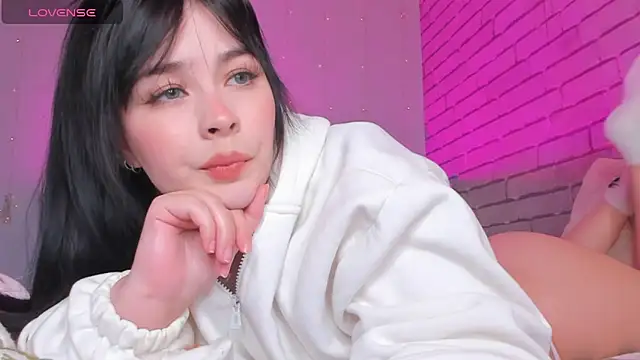 NatalForsy online show from 04/17/26, 03:48