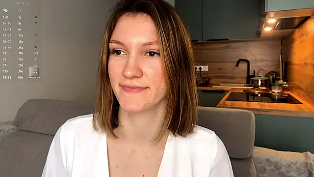 Snapshot of sue_jill chatting on 04/15/26, 09:16 sue jill online show from 04/15/26, 09:16