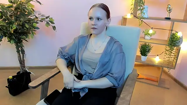 CharlaFenbert online show from 03/29/26, 09:20