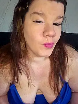 Snapshot of curvystachel42 chatting on 04/09/26, 10:53 curvystachel42 online show from 04/09/26, 10:53
