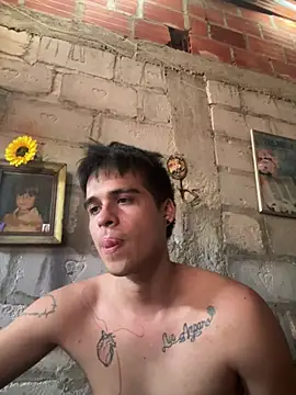 Snapshot of davidjan1996 chatting on 04/18/26, 09:15 davidjan1996 online show from 04/18/26, 09:15