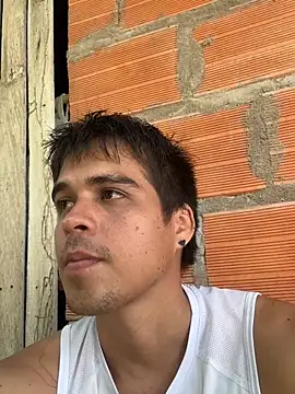 Snapshot of davidjan1996 chatting on 04/25/26, 05:43 davidjan1996 online show from 04/25/26, 05:43