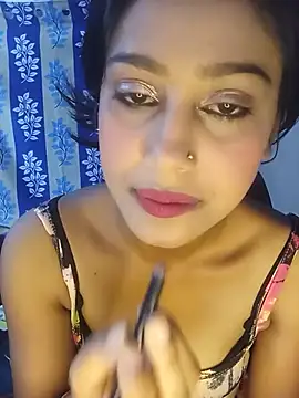 Snapshot of saiyaarax chatting on 07/15/26, 10:59 saiyaarax online show from 07/15/26, 10:59