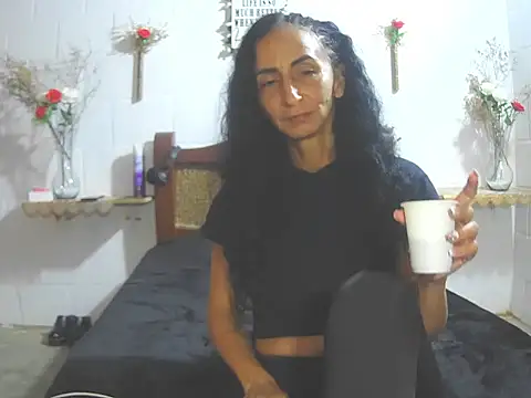 Snapshot of SamanttaLopez chatting on 05/08/26, 12:32 SamanttaLopez online show from 05/08/26, 12:32