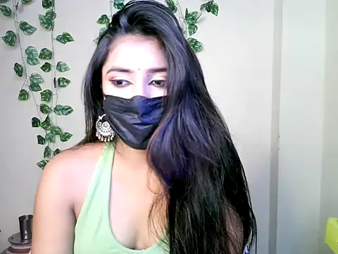 NANCY OBEROYE online show from 05/27/26, 08:11