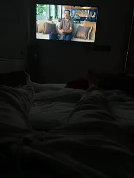 Snapshot of icemanhotwomen chatting on 04/17/26, 12:02 icemanhotwomen online show from 04/17/26, 12:02