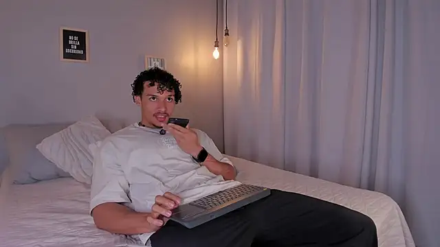 dominik drake online show from 04/21/26, 12:22