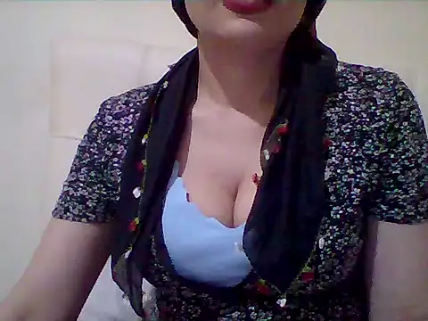 Snapshot of busex25 chatting on 04/17/26, 09:29 busex25 online show from 04/17/26, 09:29