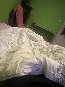 Snapshot of Void8899 chatting on 03/31/26, 04:18 Void8899 online show from 03/31/26, 04:18