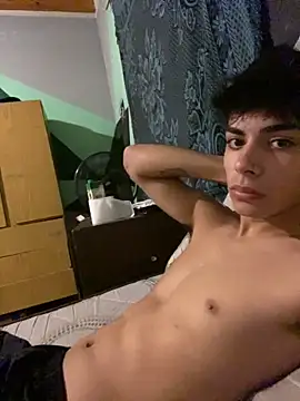 AgusTr online show from 03/30/26, 05:41