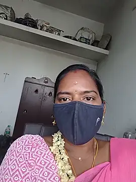 Snapshot of Tamil_Sangeetha chatting on 06/21/26, 11:02 Tamil Sangeetha online show from 06/21/26, 11:02