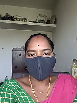 Snapshot of Tamil_Sangeetha chatting on 06/30/26, 05:52 Tamil Sangeetha online show from 06/30/26, 05:52