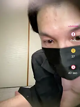 Snapshot of -YumaUemura- chatting on 05/26/26, 02:13 -YumaUemura- online show from 05/26/26, 02:13