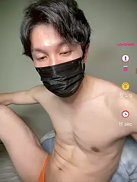 Snapshot of -YumaUemura- chatting on 06/06/26, 02:33 -YumaUemura- online show from 06/06/26, 02:33