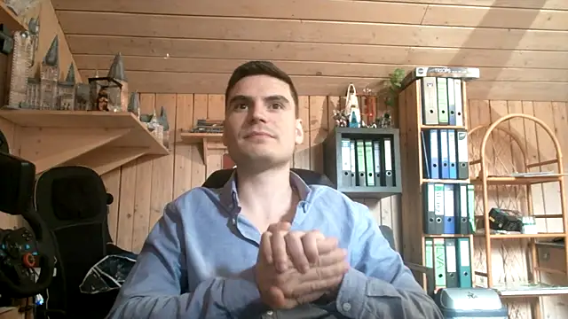 Snapshot of Dom-Lord_ chatting on 03/30/26, 10:27 Dom-Lord online show from 03/30/26, 10:27