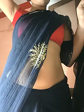Curvy Sanaya online show from 04/19/26, 07:05