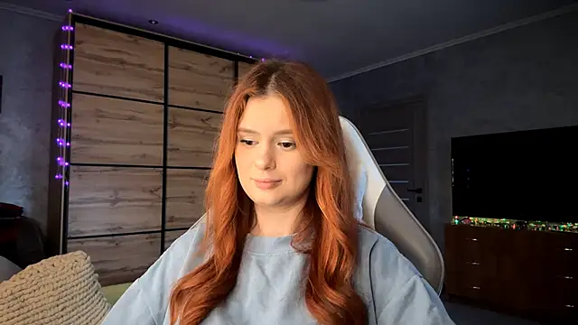 FoxyEmma online show from 04/09/26, 03:06