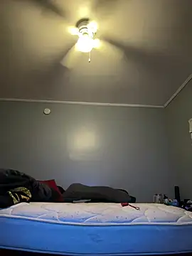 Snapshot of Sweetie8582 chatting on 04/14/26, 11:11 Sweetie8582 online show from 04/14/26, 11:11