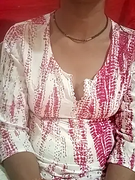 Snapshot of riyaa_sexyy chatting on 06/04/26, 05:35 riyaa sexyy online show from 06/04/26, 05:35