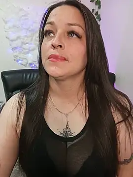 Isa bluee online show from 07/09/26, 02:04