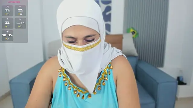 Snapshot of Thalia_hala chatting on 06/29/26, 05:46 Thalia hala online show from 06/29/26, 05:46