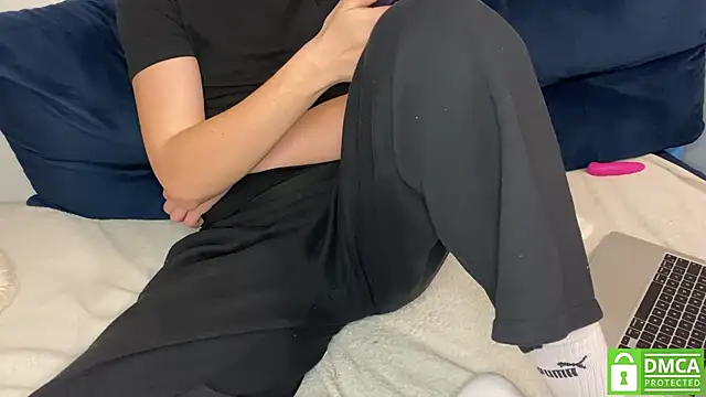 NaughtysecretsDE online show from 04/28/26, 08:25