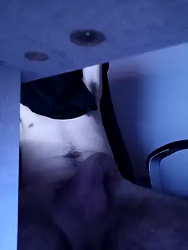 Snapshot of raaul737 chatting on 04/16/26, 09:04 raaul737 online show from 04/16/26, 09:04