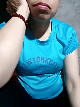 Snapshot of Vily-lonely chatting on 04/10/26, 12:32 Vily-lonely online show from 04/10/26, 12:32