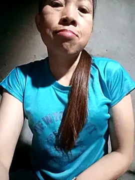 Snapshot of Vily-lonely chatting on 05/06/26, 11:43 Vily-lonely online show from 05/06/26, 11:43
