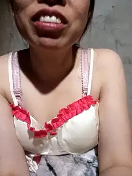 Snapshot of Vily-lonely chatting on 05/07/26, 11:59 Vily-lonely online show from 05/07/26, 11:59