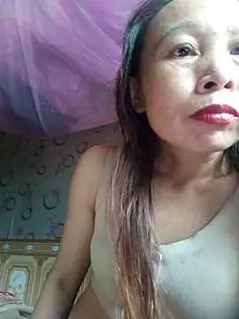 Snapshot of Vily-lonely chatting on 05/19/26, 01:11 Vily-lonely online show from 05/19/26, 01:11