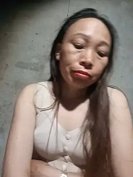 Snapshot of Vily-lonely chatting on 05/19/26, 11:44 Vily-lonely online show from 05/19/26, 11:44