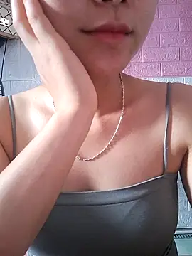 Snapshot of -Cidy- chatting on 05/19/26, 03:24 -Cidy- online show from 05/19/26, 03:24