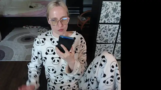 Sweet hot shrmp online show from 05/10/26, 08:30