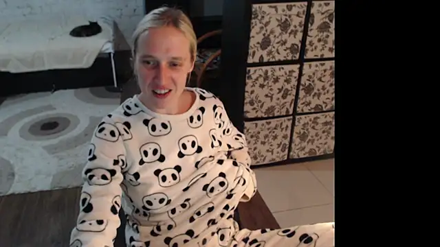 Sweet hot shrmp online show from 06/15/26, 10:23