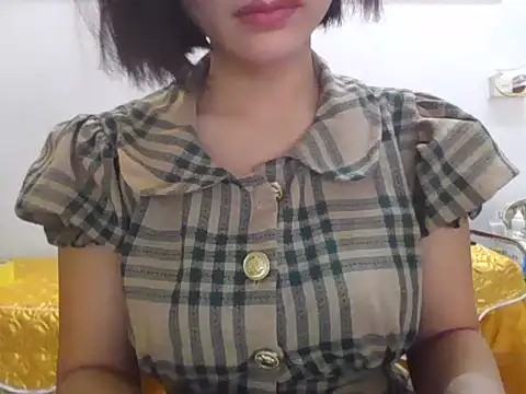 Lyna 2k online show from 04/09/26, 08:42
