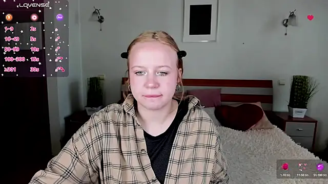 KittyCutest online show from 03/30/26, 08:37