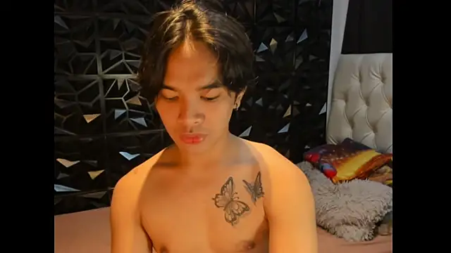 Snapshot of crazyslimtwink chatting on 06/15/26, 04:58 crazyslimtwink online show from 06/15/26, 04:58