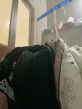 Snapshot of Gina-li chatting on 04/03/26, 01:03 Gina-li online show from 04/03/26, 01:03