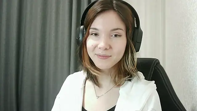Snapshot of RubyBooby chatting on 04/14/26, 05:52 RubyBooby online show from 04/14/26, 05:52