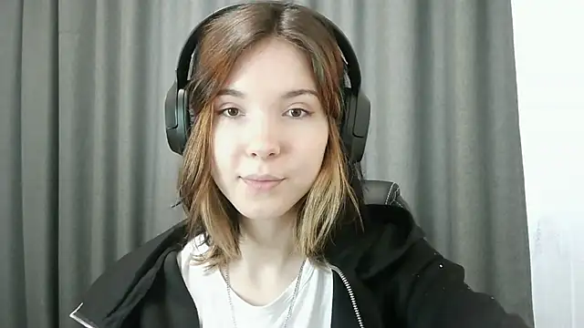Snapshot of RubyBooby chatting on 04/19/26, 02:16 RubyBooby online show from 04/19/26, 02:16