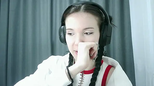 Snapshot of RubyBooby chatting on 04/24/26, 04:09 RubyBooby online show from 04/24/26, 04:09